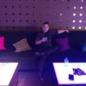 Meet your Posher, Andy